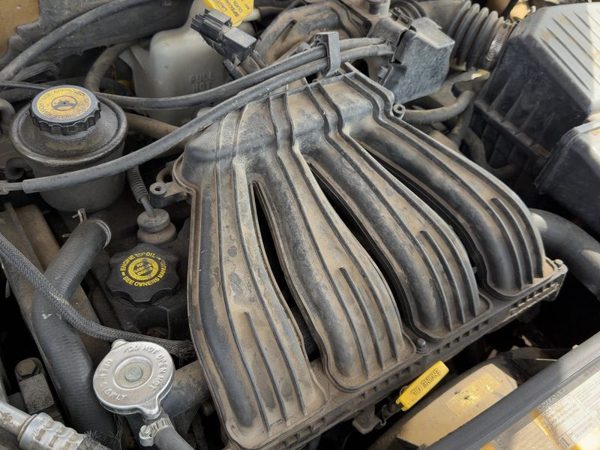 2002 Chrysler Pt Cruiser Intake Manifold Oem 2.4L 04777866Ad — photo 5