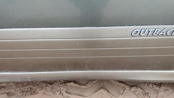 2000-2004 Legacy Outback Passenger Right Front Moulding From Door Oem Trim Strip — photo 3