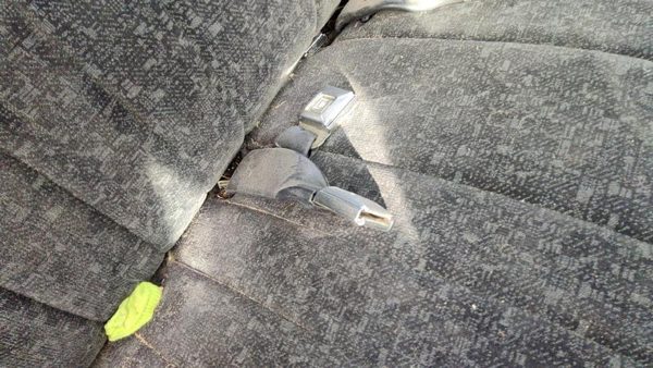 82-93 Chevy S10 Pickup Passenger Right Front Seat Belt Buckle Receiver Dark Gray — photo 3