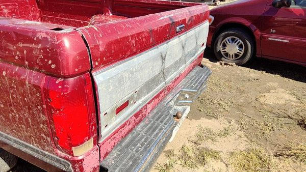 1991 Ford F150 Trunk/decklid/hatch/tailgate Maroon — photo 3