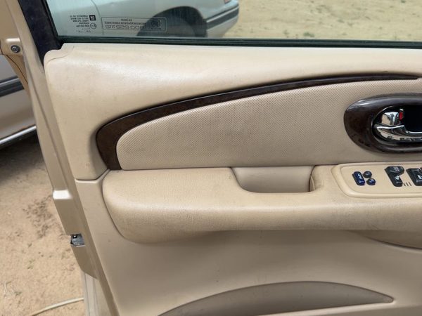 2004 Buick Rainier Driver Left Front Door Trim Panel With Master Switch Tan 332 — photo 5