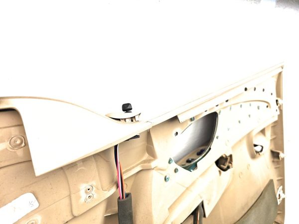 2004 Buick Rainier Driver Left Front Door Trim Panel With Master Switch Tan 332 — photo 21