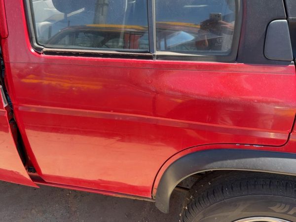1994 Nissan Pathfinder Rear Door LH Red — photo 3