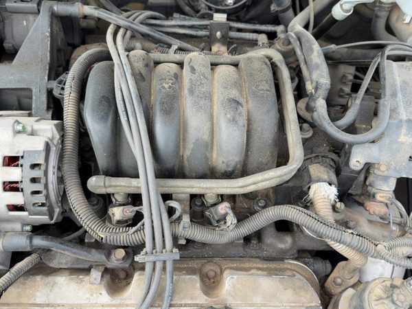 1993-1994 Olds Eighty Eight Upper Intake Manifold Oem 3.8L 17113044 — photo 1