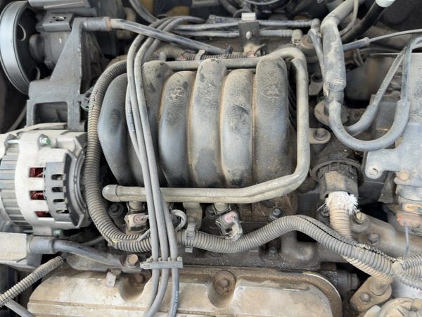1993-1994 Olds Eighty Eight Upper Intake Manifold Oem 3.8L 17113044 — photo 4