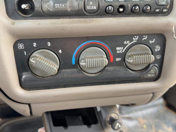 1998 Chevy S10 Blazer Temperature Control Module In Dash Heater Ac Head Unit Oem — photo 1