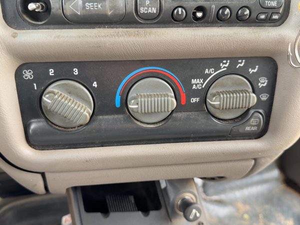 1998 Chevy S10 Blazer Temperature Control Module In Dash Heater Ac Head Unit Oem — photo 3