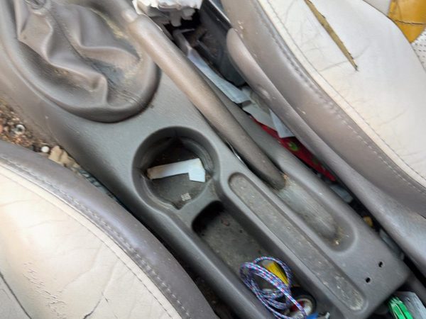 2002 Chrysler Pt Cruiser Center Console Assembly Floor Oem Taupe/Beige Fl — photo 8