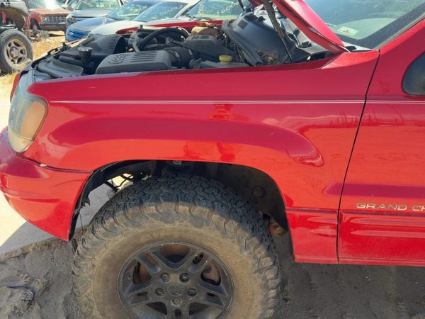 1999-2004 Jeep Grand Cherokee Driver Left Front Fender Oem Flame Red Pr4 — photo 2