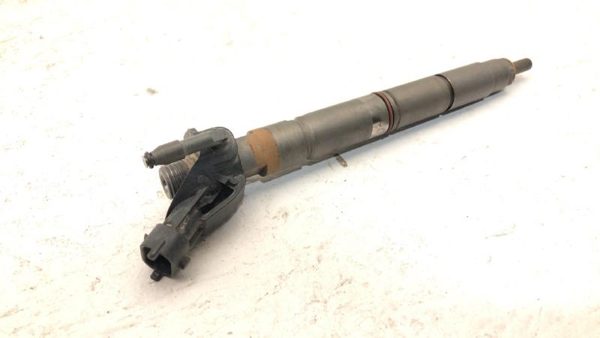 2015-2019 Ford F250 Fuel Injector 6.7L Powerstroke Cracked Return Port — photo 1
