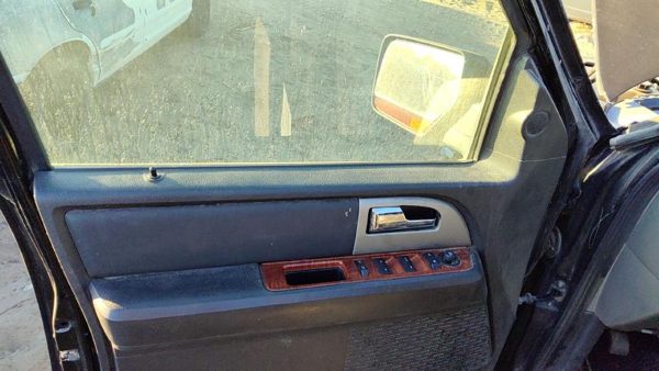 07-14 Expedition Driver Left Front Door Trim Panel wth Master Switch Black/Camel — photo 2