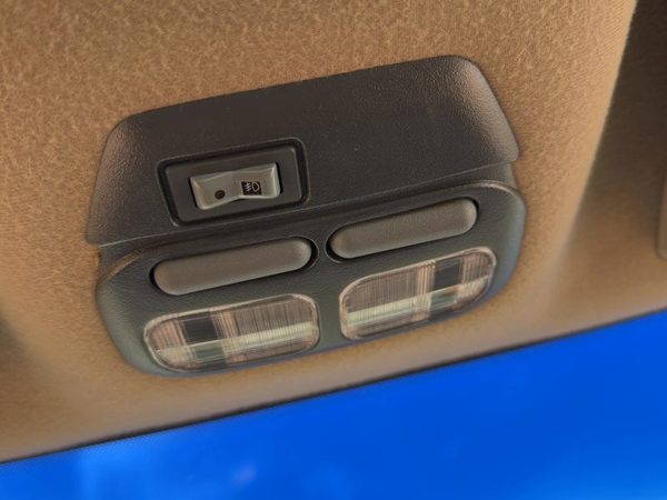 1999 Pontiac Bonneville Center Overhead Console Oem Dome Light Map Lamp Tan — photo 1