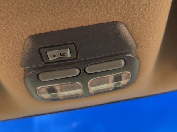 1999 Pontiac Bonneville Center Overhead Console Oem Dome Light Map Lamp Tan — photo 4
