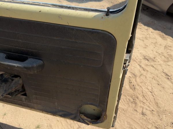 1971 Vw Super Beetle Passenger Right Front Door Trim Panel — photo 4