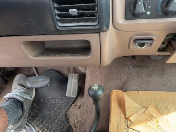 1992-1997 Ford F250 Lower Dash Under Column Knee Bolster Trim Panel Oem Brown Rk — photo 3