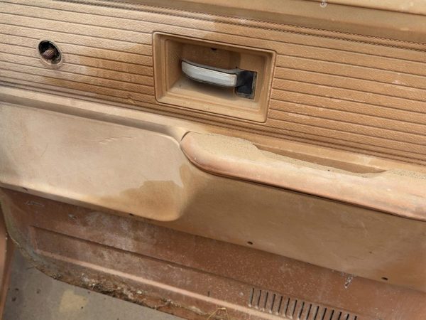 1980 Chevy Silverado C20 Passenger Right Front Door Trim Panel Tan — photo 4