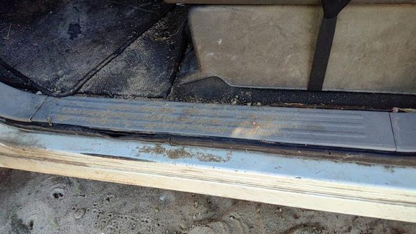 2004 Nissan Titan Driver Left Lower Sill Step Moulding Trim Panel Oem W Graphite — photo 3