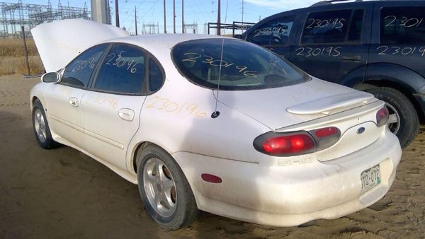 1999 Lincoln Continental — vehicle photo 5