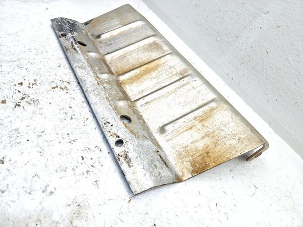 1994 Suburban 1500 Skid Plate Front — photo 10