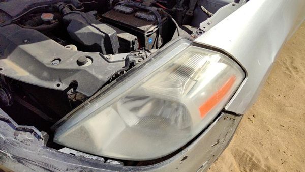 2007-2011 Nissan Versa Driver Left Head Light Oem Front Lamp 26060Em30A — photo 3