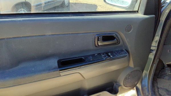 04-06 Canyon Driver Left Front Door Trim Panel Wth Master Switch Dark Pewter 19J — photo 3