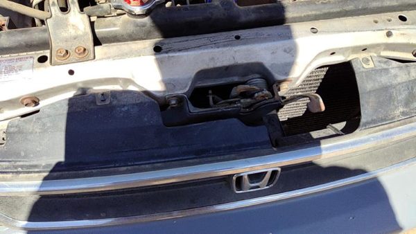 1994-1997 Honda Accord Hood Latch Assembly With Bracket Oem 5247135 — photo 2