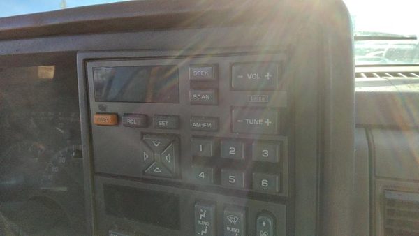 1992-1994 Chevy Suburban Stock Radio Oem Factory Stereo 12341718 — photo 2