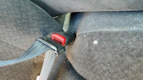 2000-2004 Dodge Intrepid Passenger Right Front Seat Belt Buckle Receiver Black — photo 4