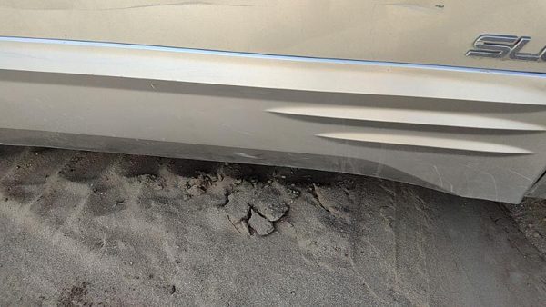 00-05 Bonneville Passenger Right Front Moulding From Door Trim Strip Silver 67U — photo 5