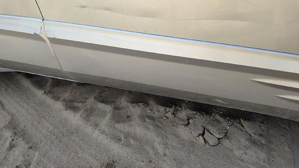 00-05 Bonneville Passenger Right Front Moulding From Door Trim Strip Silver 67U — photo 7