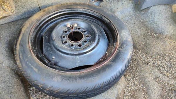 1980-1984 Deville Sedan Compact Spare Tire Donut Wheel Oem 09590371 — photo 3