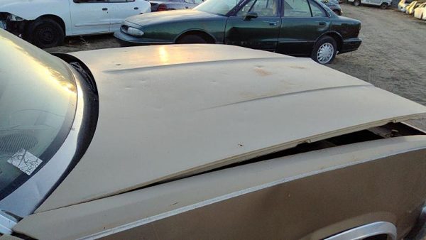 1981 Chevrolet Malibu Hood Tan Hail 14003725 — photo 4