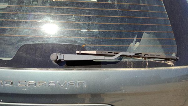 01-07 Dodge Caravan Back Glass Wiper Arm Oem Rear Window Blade Liftgate Hatch — photo 1