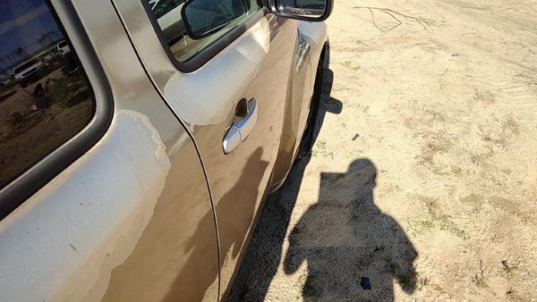 2006 Chevrolet HHR Front Door RH Gold 15U — photo 3