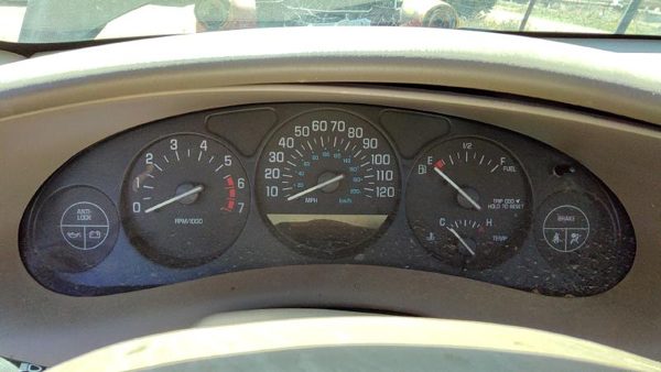 1999-2004 Buick Regal Speedometer Cluster Instrument Gauges Panel Oem Dash — photo 2