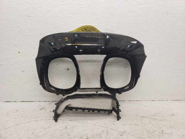 2010 Chevy Equinox Dash Speedometer Trim Bezel Oem Surround 23367070 — photo 6