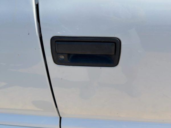 2000-2005 Chevy S10 Blazer Passenger Right Front Outside Door Handle OEM — photo 4