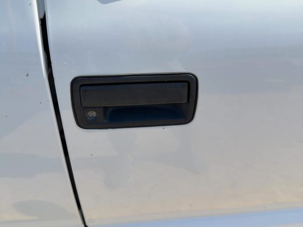 2000-2005 Chevy S10 Blazer Passenger Right Front Outside Door Handle OEM — photo 3