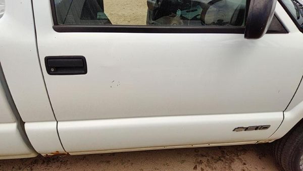 1999 S10/s15/sonoma Truck Front Door RH White 50U — photo 6