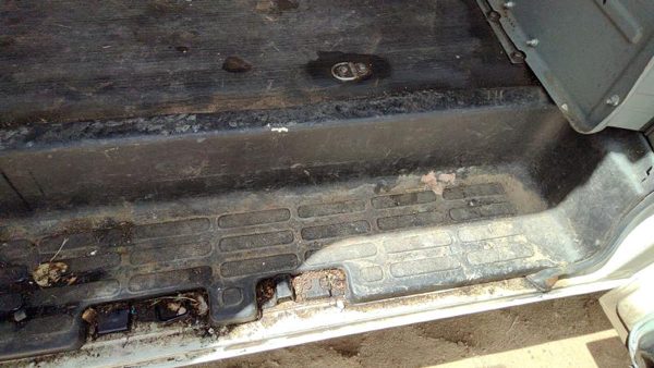 96-24 Chevy Express Van Passenger Right Rear Step Sill Panel Oem Kick — photo 4