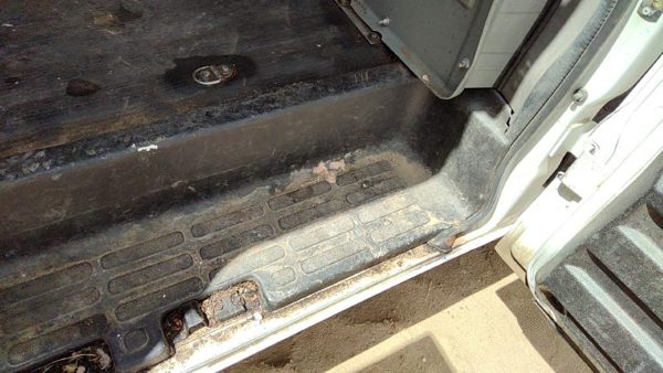 96-24 Chevy Express Van Passenger Right Rear Step Sill Panel Oem Kick — photo 5