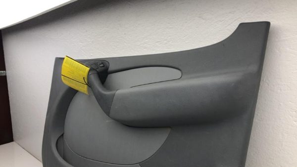 03-06 Dodge Van 3500 Passenger Right Front Inside Door Trim Panel With Switches — photo 7