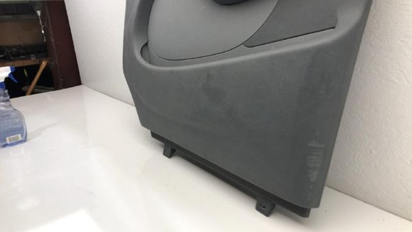 03-06 Dodge Van 3500 Passenger Right Front Inside Door Trim Panel With Switches — photo 6