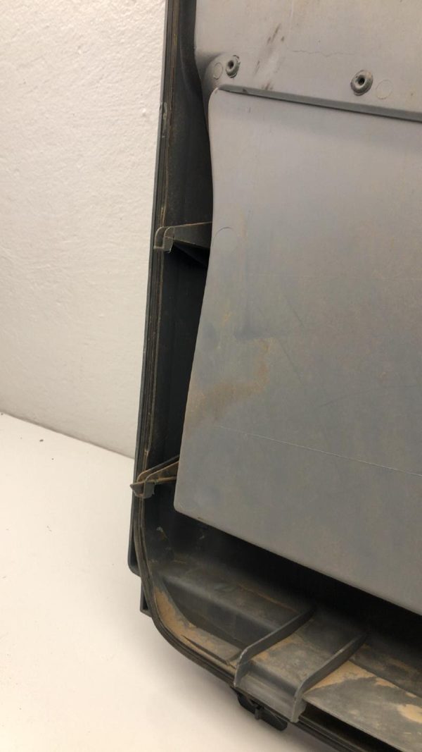 03-06 Dodge Van 3500 Passenger Right Front Inside Door Trim Panel With Switches — photo 12