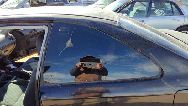 1996-2000 Honda Civic Driver Left Rear Quarter Glass Back Side Window Coupe Oem — photo 2
