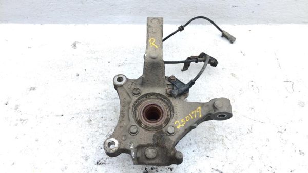 2001-2007 Dodge Caravan Passenger Right Front Spindle Steering Knuckle With Hub — photo 3