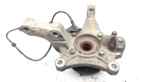 2001-2007 Dodge Caravan Passenger Right Front Spindle Steering Knuckle With Hub — photo 5