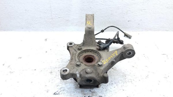 2001-2007 Dodge Caravan Passenger Right Front Spindle Steering Knuckle With Hub — photo 4