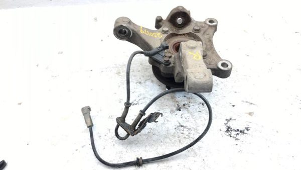 2001-2007 Dodge Caravan Passenger Right Front Spindle Steering Knuckle With Hub — photo 6