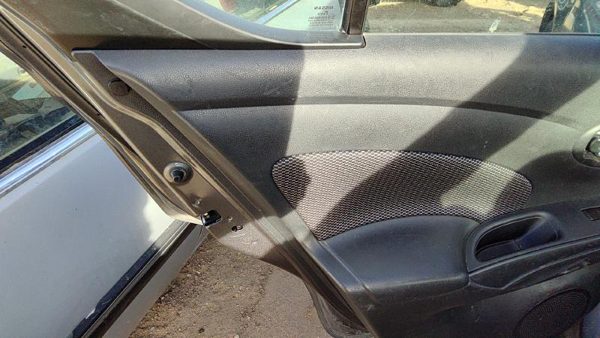 14-19 Versa Driver Left Rear Door Trim Panel With Switches Back Charcoal G — photo 2
